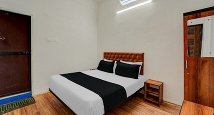 Hotel O Blue Moon Room Type - Classic
