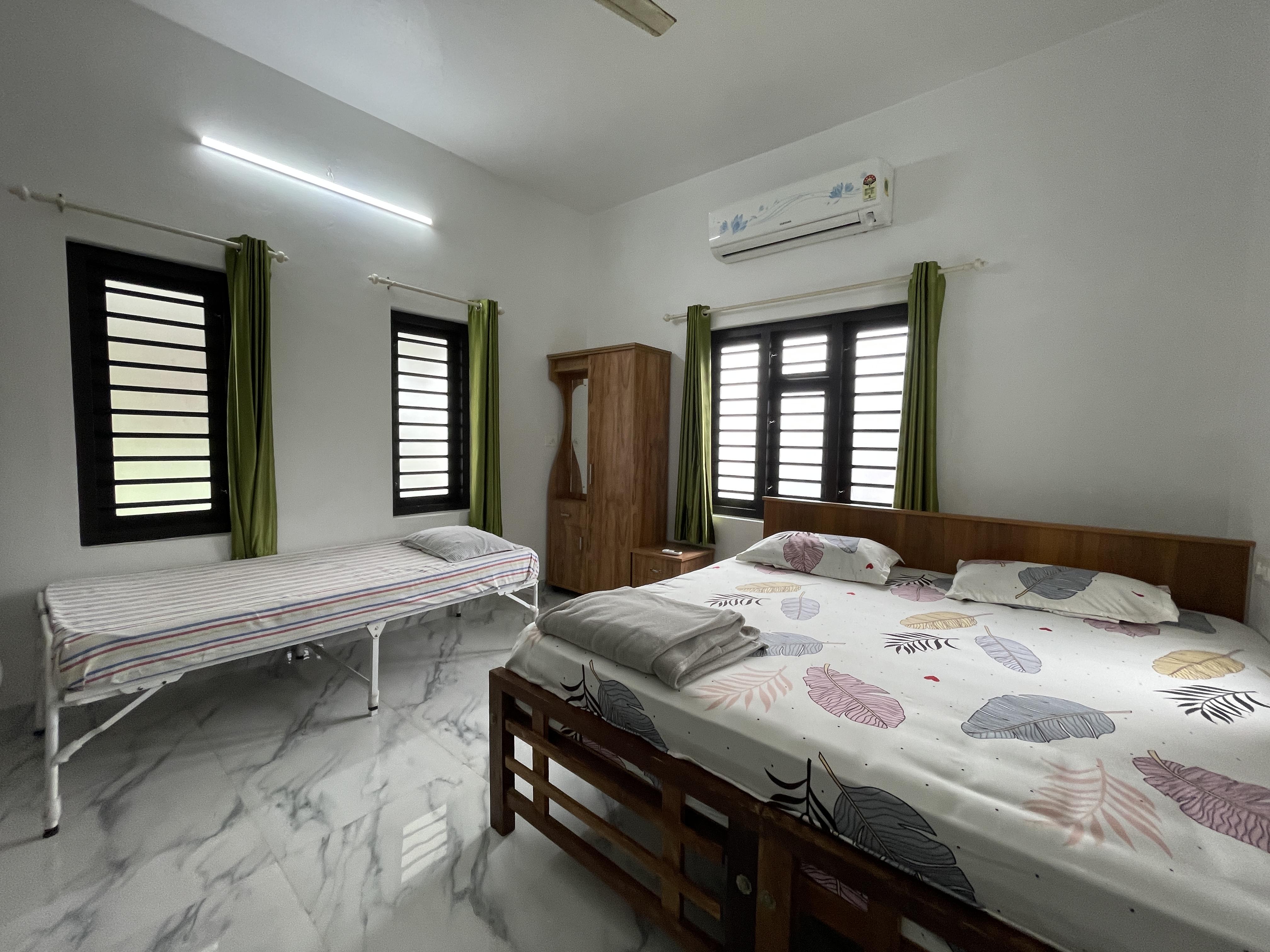 Jayuz Homestay - Tap to explore photos