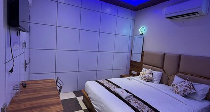 Hotel Kamla Palace Room Type - Double Room With Shared Washroom