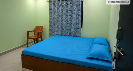 SWATI SHREE GUEST HOUSE Room Type - Deluxe double bed non ac room SWATI SHREE GUEST HOUSE Room Type - Deluxe double bed non ac room