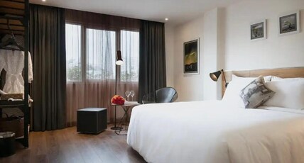 C Central Hotel Room Type - Comfort Triple Room