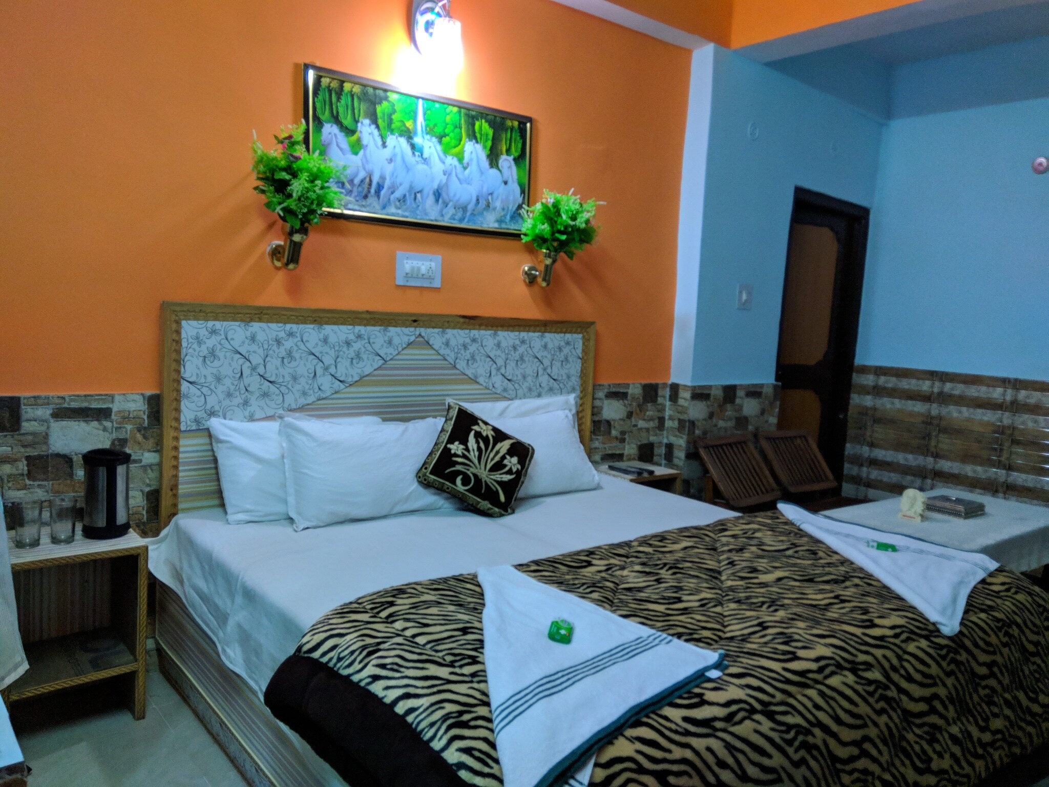 Krishna Homestay | Rooms & Restaurant - Tap to explore photos