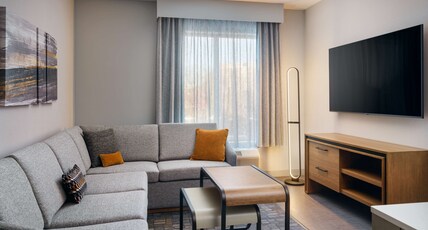 Homewood Suites by Hilton Raleigh/Downtown Room Type - 1 KING 1BEDROOM SUITE