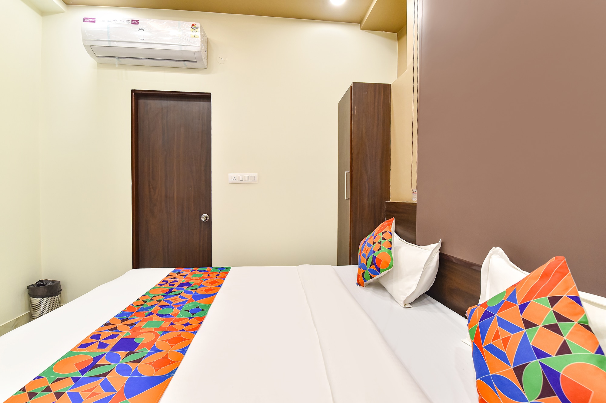 FabHotel Dream Stay - Tap to explore photos