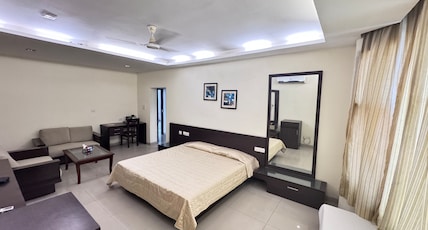 Red Bishop Tourist Resort Room Type - Super Deluxe