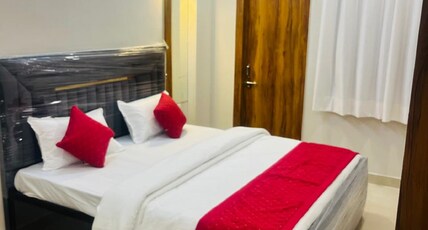 Hotel Shree Shyam Sharan Room Type - Deluxe Room