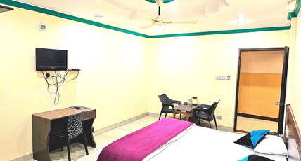 Venus Next Room Type - Deluxe AC