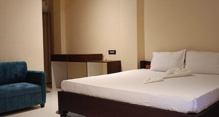 MUNS HOTEL Room Type - Family Room - AC