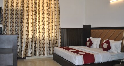 Hotel Malabar Inn Room Type - Double Bed Ac  Room