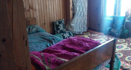 Khan guest house, Naranag Room Type - Standard Room