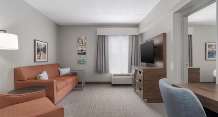 Hampton Inn by Hilton ALTOONA Room Type - 1 KING STUDIO SUITE NS