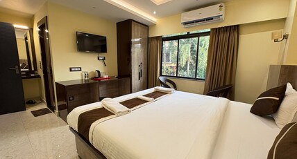 HOTEL BELASESHE Room Type - Deluxe Room without Balcony HOTEL BELASESHE Room Type - Deluxe Room without Balcony