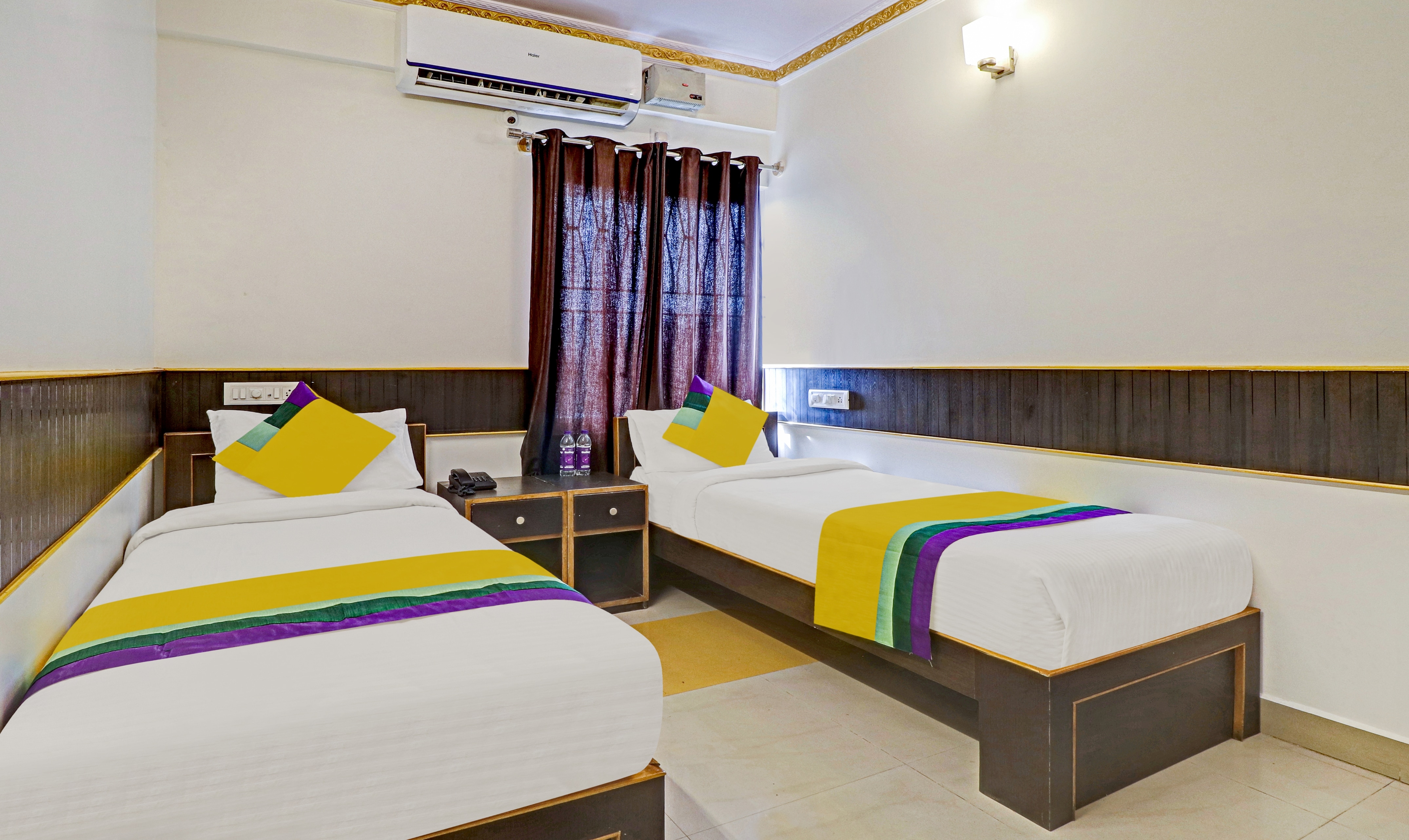 Itsy Hotels HSR Comfort - Tap to explore photos
