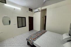 Pipewalas House | Near Kashi Vishwanath