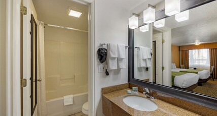 Best Western Mesquite Inn Room Type - Suite-1 King Bed, Non-Smoking, Second Bed Is A Queen Sofabed, Wet Bar, Continental Breakfast Best Western Mesquite Inn Room Type - Suite-1 King Bed, Non-Smoking, Second Bed Is A Queen Sofabed, Wet Bar, Continental Breakfast