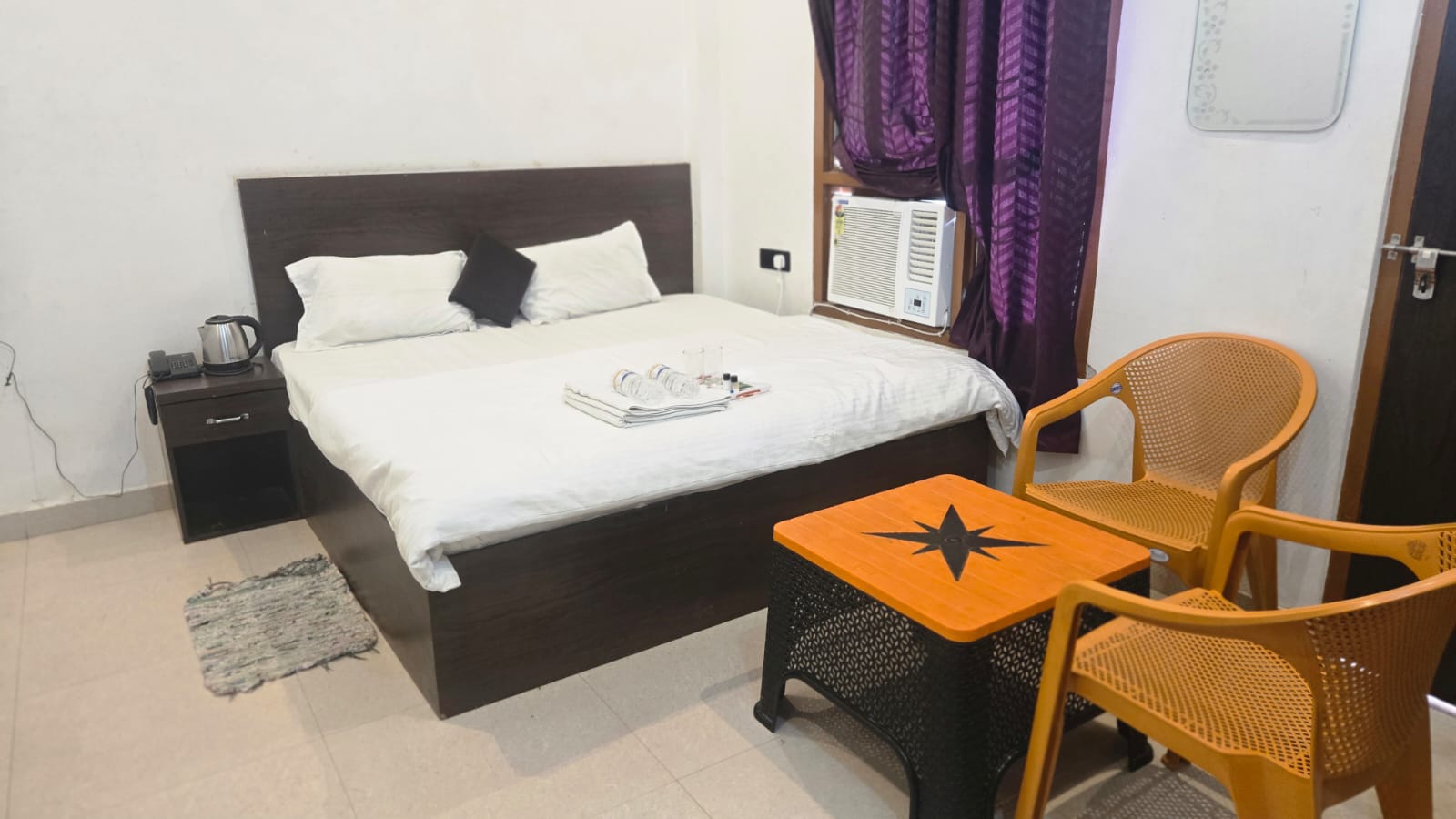 Aparna Guest house - Tap to explore photos