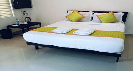 MHC PERIYA RESORT Room Type - Independent Deluxe Cottage