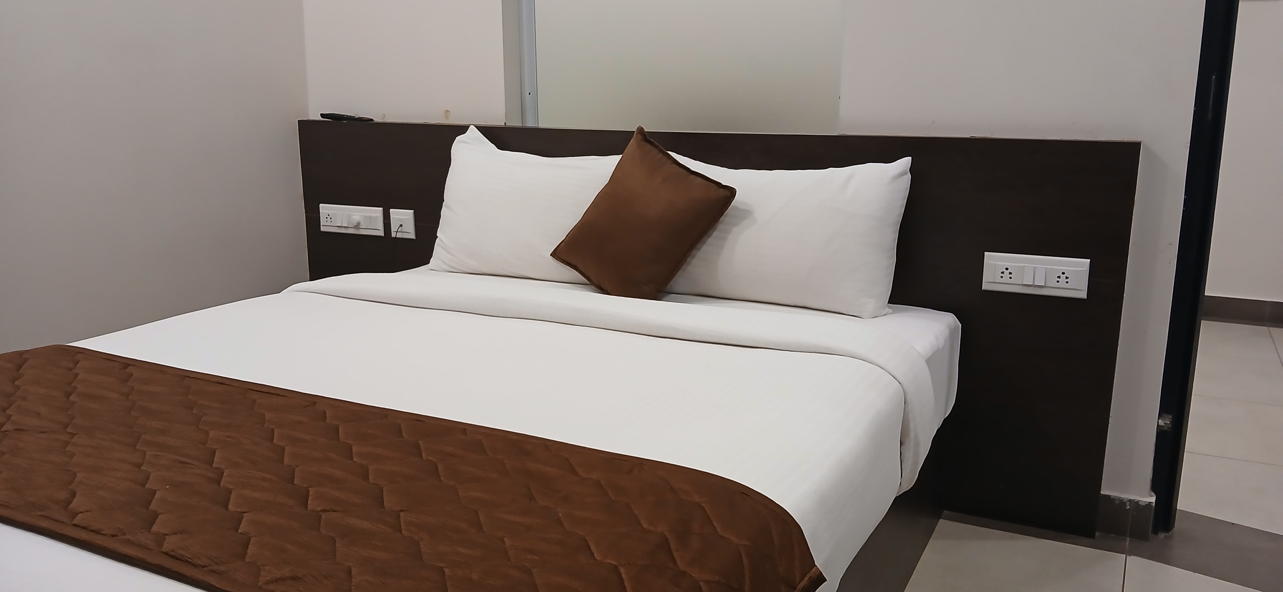 Hotel Pankaj Residency - Tap to explore photos