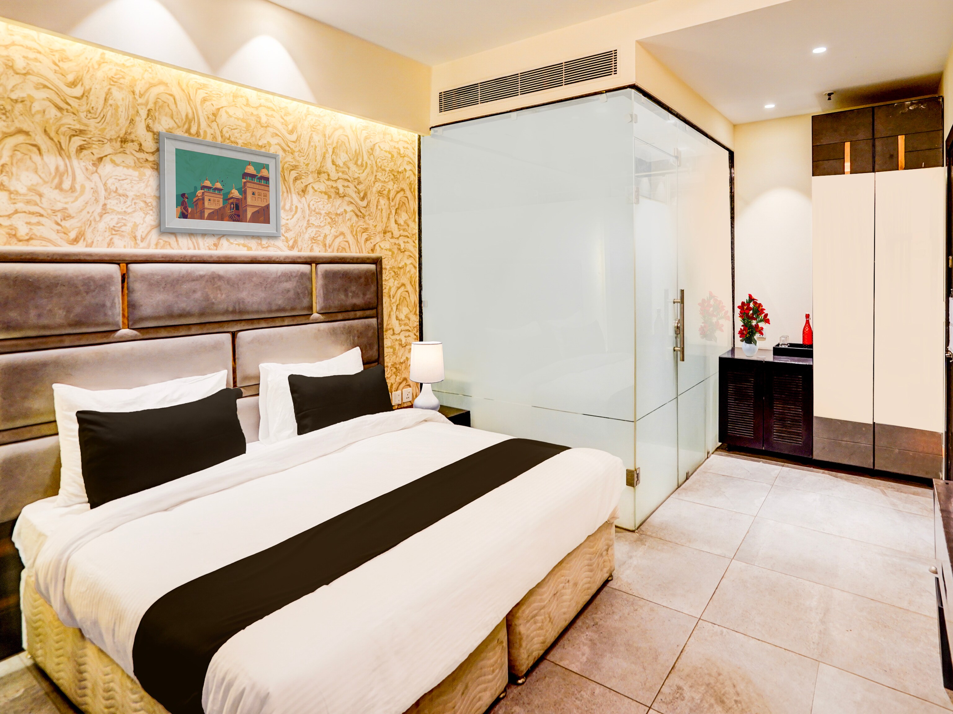 Townhouse Pitampura West Enclave - Tap to explore photos