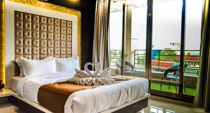 Hotel Rudra Shelter International Room Type - Suite Room