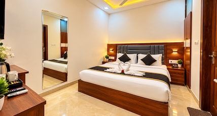 Hotel Ganga Palace Agra Room Type - Deluxe Double Room Hotel Ganga Palace Agra Room Type - Deluxe Double Room