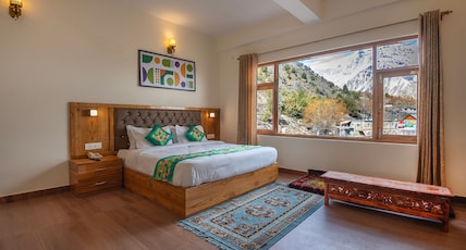 Treebo Melag Jispa With Mountain View Room Type - Deluxe Family Room with Mountain View