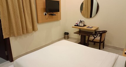 Hotel Yathart Inn , Varanasi Room Type - Deluxe Room