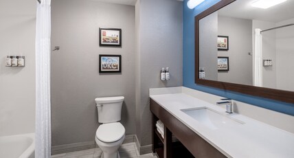 Garner Hotel OKLAHOMA CITY - QUAIL SPRINGS Room Type - 2 Queen Suite