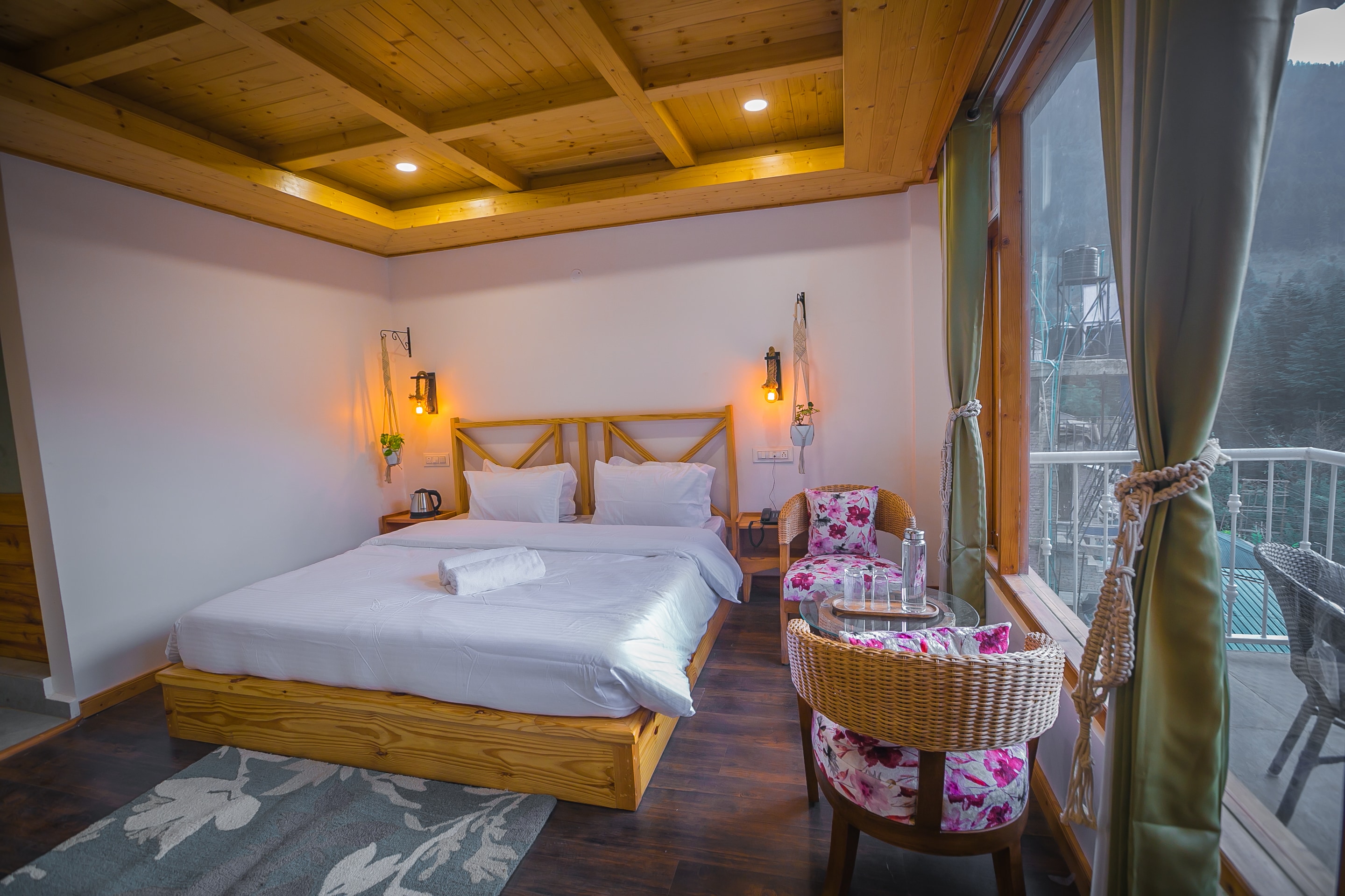 Nin Yan Ways Boutique Hotel & Garden Cafe - Tap to explore photos