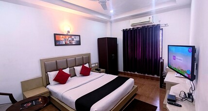 Hilton blue,tinsukia Room Type - PREMIUM