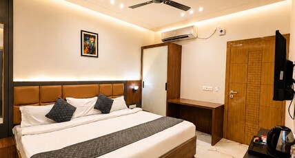 Nirmala Inn | Near Jain Ghat | Shivala Room Type - Executive Room