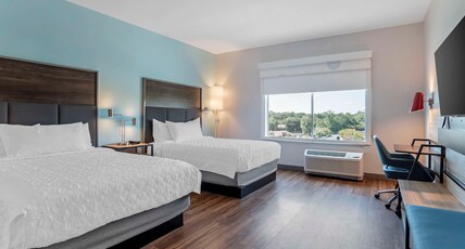 Tru by Hilton Gastonia Room Type - 2 QN HEARING ACCESSIBLE
