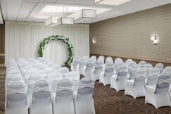 DoubleTree by Hilton Cocoa Beach - Oceanfront
