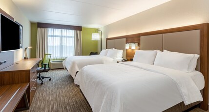 Holiday Inn Express & Suites CEDAR FALLS - WATERLOO Room Type - 2 Queen Beds Standard