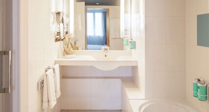 Novotel Barcelona Cornella Room Type - Classic Room with 2 single beds