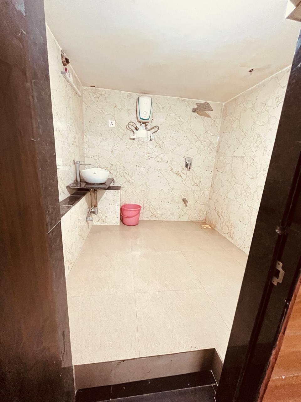 Abu Bungalow (500 M from Delwara Jain temple) - Tap to explore photos