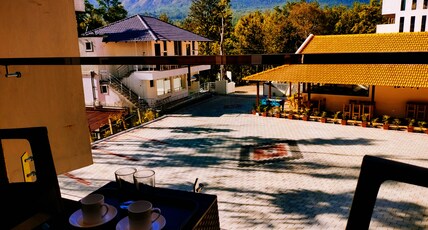 Kurunji Inn Room Type - 1st & 2nd Floor mountain view rooms