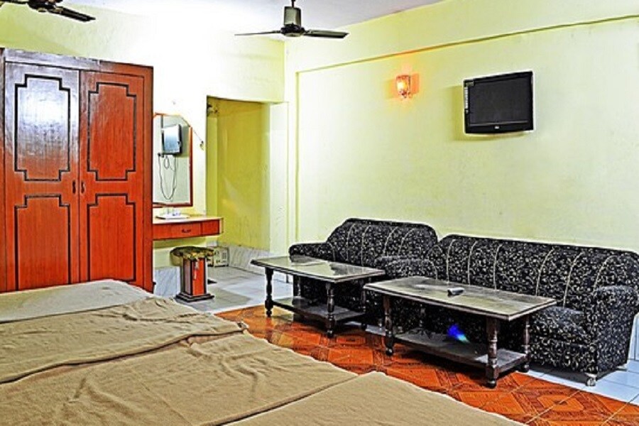 Hotel Viren International - Tap to explore photos
