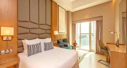 Royal Central Hotel The Palm Room Type - Premium Room with Sea View