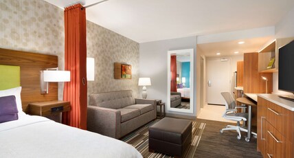 Home2 Suites by Hilton Roanoke Room Type - 1 KING ACC TUB SUITE N S