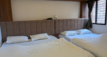 Gomti Palace Room Type - Family Room