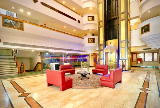 Hotel The Taksonz (opposite railway station Ludhiana)