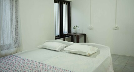 Zebra Hostel Room Type - AC Deluxe Room