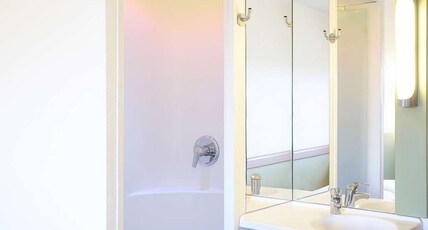 ibis budget Southampton Centre Room Type - Classic Room with 1 double bed