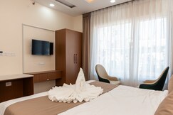 Rooms of Hotel RS Grand Swadishtam Kashi