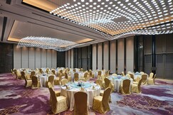 Crowne Plaza Wuxi Lake View