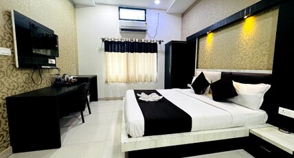 Hotel Aditya Jyoti Room Type - Aditya Suite Room - Complimentary Car Wash