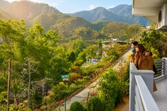 The Summer House 3BHK Villa-Dehradun by Homeyhuts