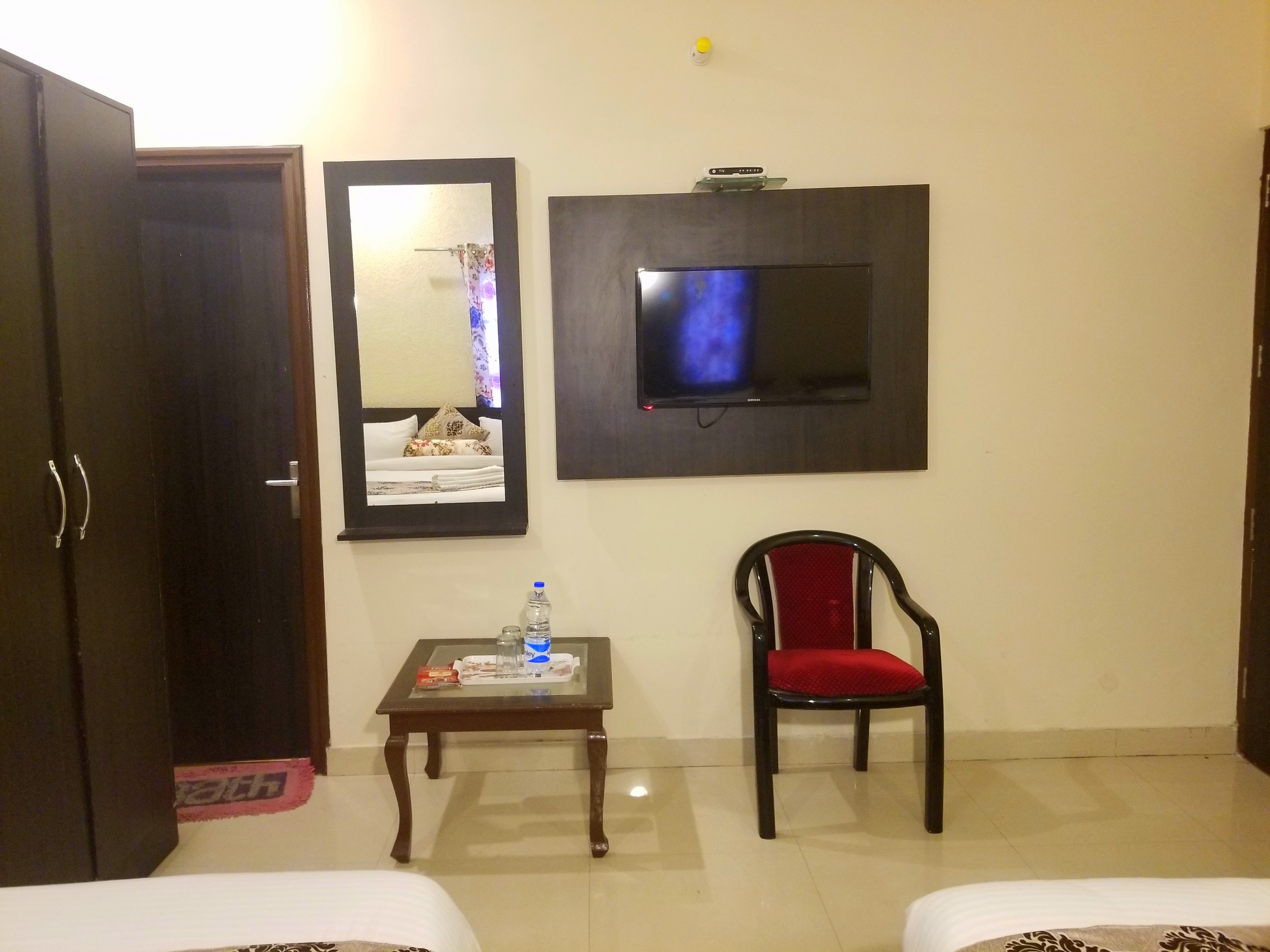 Hotel Krishnas - Tap to explore photos