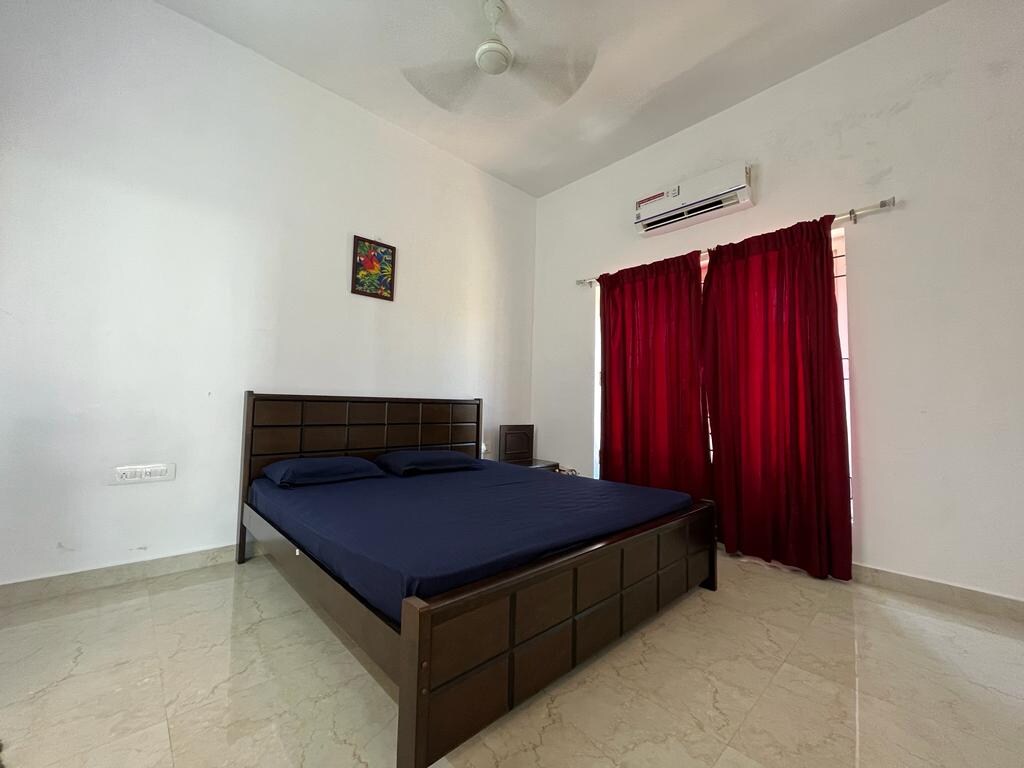 SS White Beach Villa - Tap to explore photos